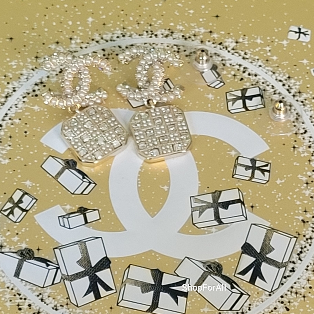 Chanel Gold and Cream Earrings - Picture 8 of 14